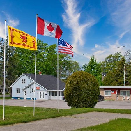 Maple Leaf Inn & Suites Kincardine Exterior foto